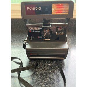 Vintage Original Polaroid OneStep Close Up 600 Instant Camera